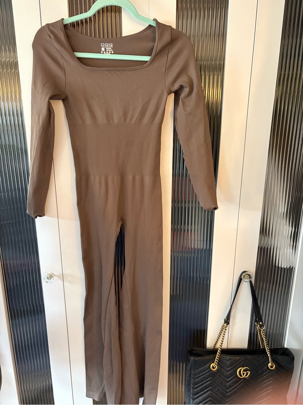 Long-Sleeve Square-Neck Bodysuit in Brown